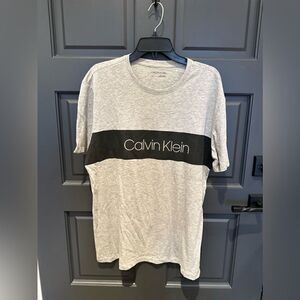 Calvin Klein top (L)